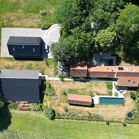 بيت للعطل Schuurloft Hof Bogaerde Met Biozwembad, Veldzicht & Uilennest جابيكي